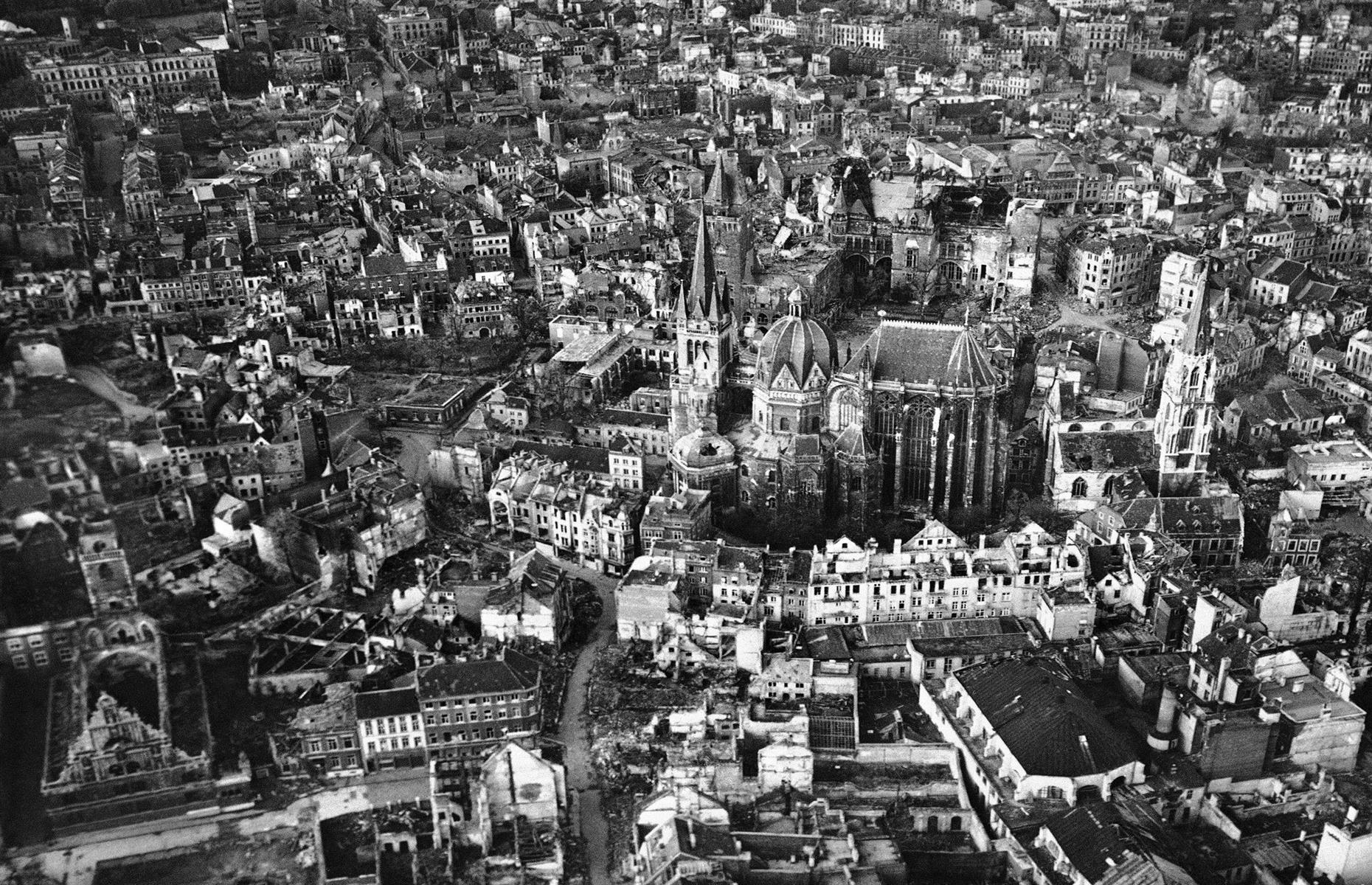 Then: Aachen Cathedral